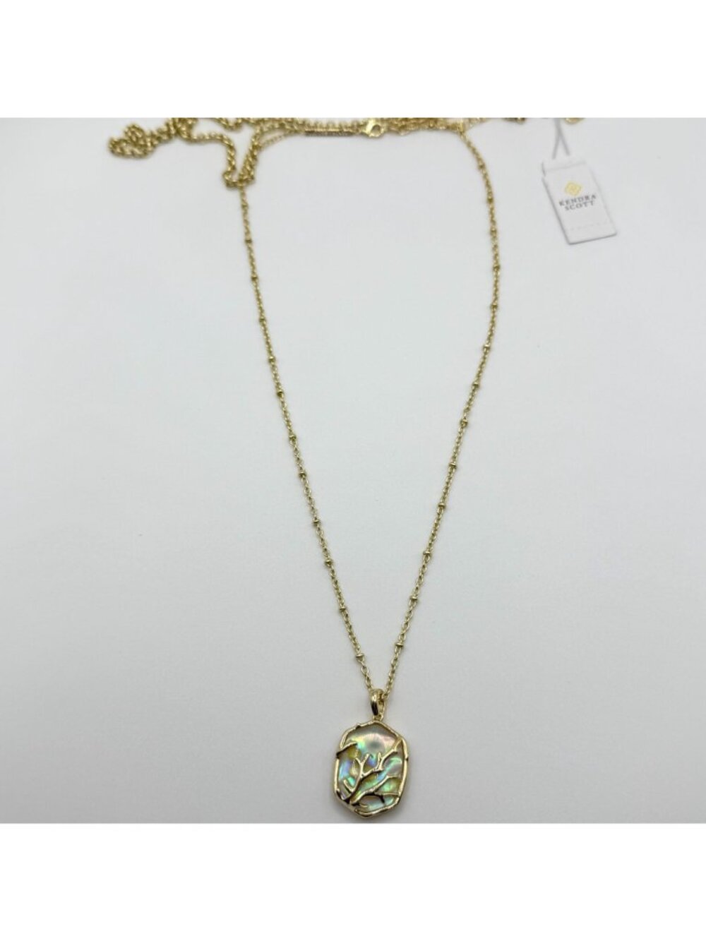Kendra Scott Gold-Tone Necklace With Iridescent Pendant - Picture 5 of 8